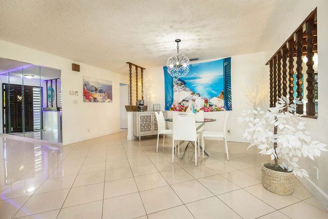 2024 PALMETTO Road, West Palm Beach, FL 33406