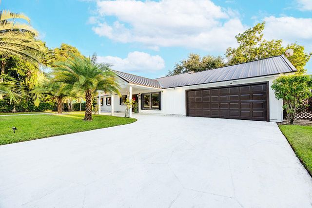 2024 PALMETTO Road, West Palm Beach, FL 33406