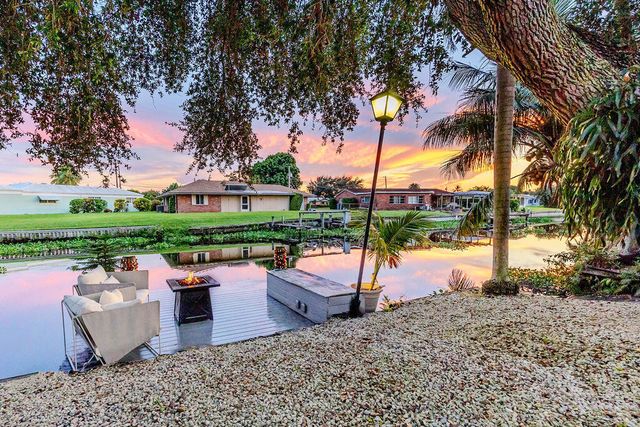 2024 PALMETTO Road, West Palm Beach, FL 33406
