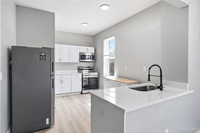 2361 Highland Avenue, Norwood, OH 45212