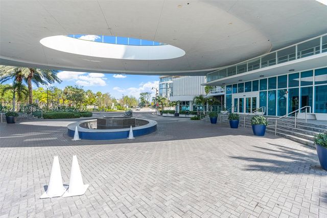 520 West Ave 1604, Miami Beach, FL 33139