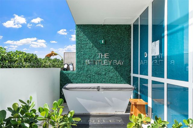 520 West Ave 1604, Miami Beach, FL 33139