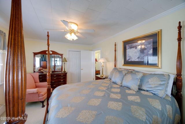22 Oak Point Road, Chocowinity, NC 27817
