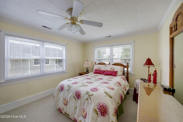 22 Oak Point Road, Chocowinity, NC 27817