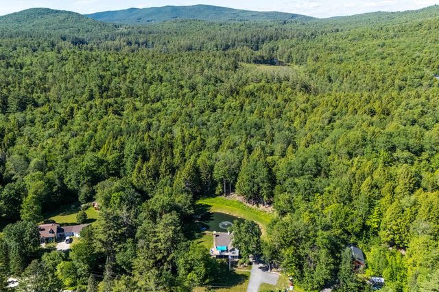 157 Old Sawmill Road, Londonderry, VT 05148