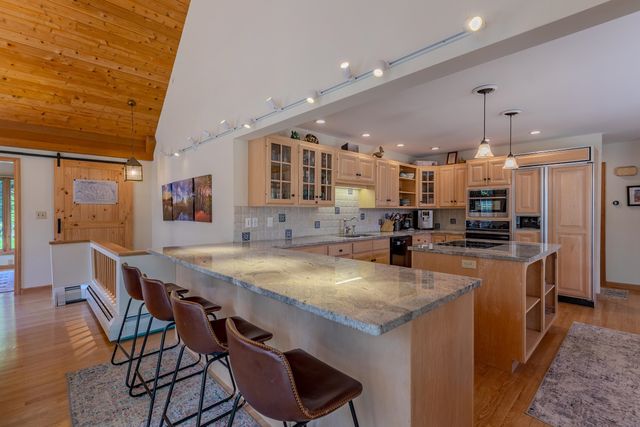 157 Old Sawmill Road, Londonderry, VT 05148
