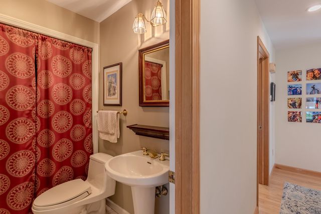 157 Old Sawmill Road, Londonderry, VT 05148