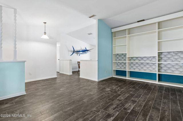 1207 14TH Street N, Jacksonville Beach, FL 32250