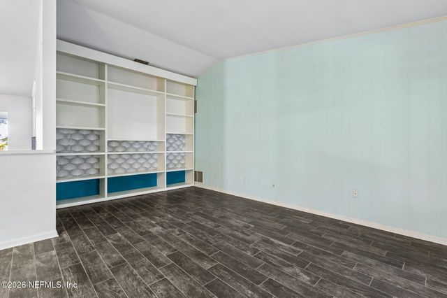 1207 14TH Street N, Jacksonville Beach, FL 32250