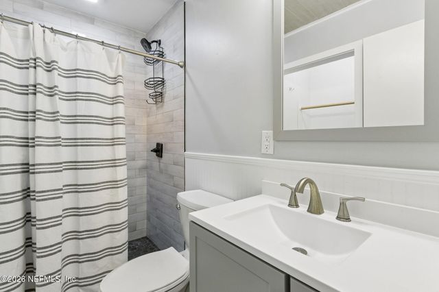 1207 14TH Street N, Jacksonville Beach, FL 32250
