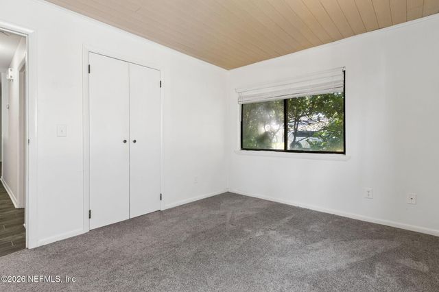 1207 14TH Street N, Jacksonville Beach, FL 32250