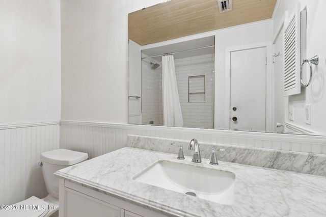 1207 14TH Street N, Jacksonville Beach, FL 32250
