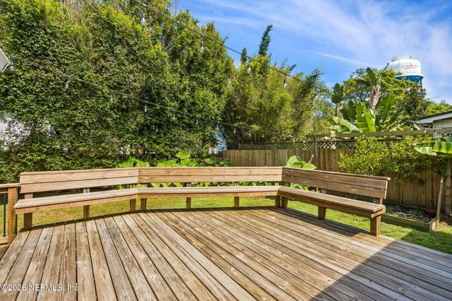 1207 14TH Street N, Jacksonville Beach, FL 32250
