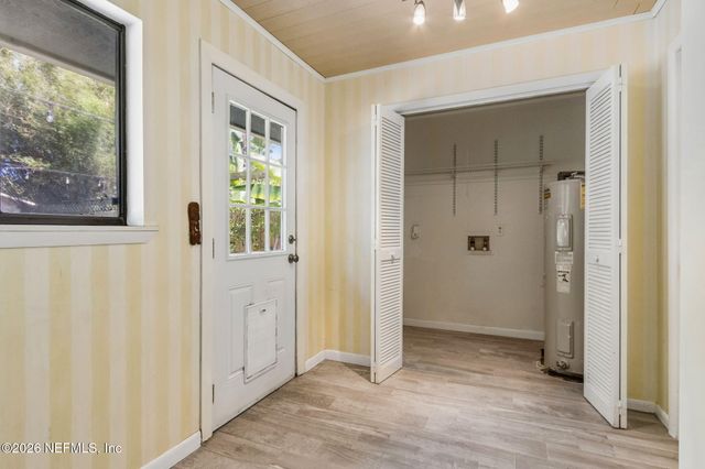 1207 14TH Street N, Jacksonville Beach, FL 32250