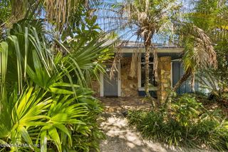 1207 14TH Street N, Jacksonville Beach, FL 32250