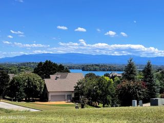 151 Gold Finch Lane, Vonore, TN 37885