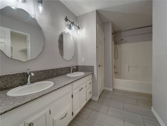 15021 TESORO Dr, Corpus Christi, TX 78418