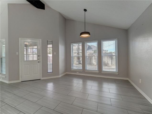 15021 TESORO Dr, Corpus Christi, TX 78418