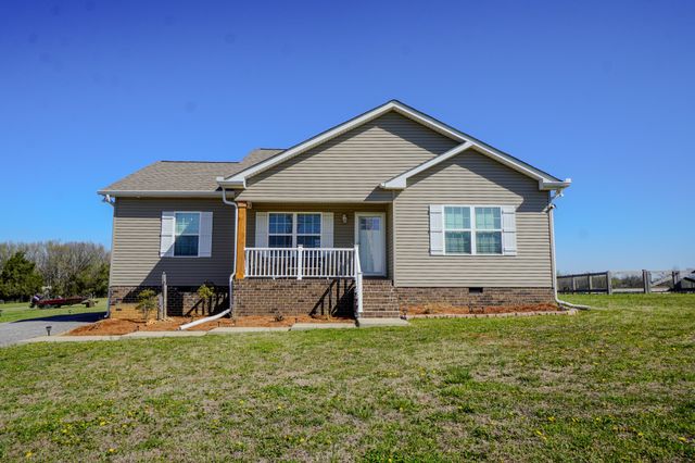 451 James Whitefield Rd, Bethpage, TN 37022