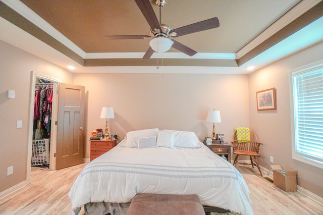 451 James Whitefield Rd, Bethpage, TN 37022