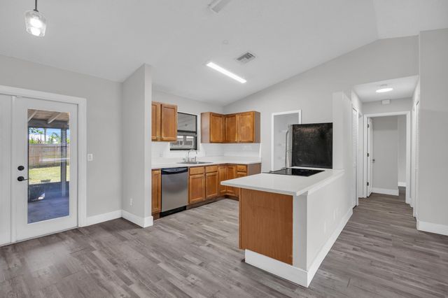 497 Melrose Lane, Sebastian, FL 32958