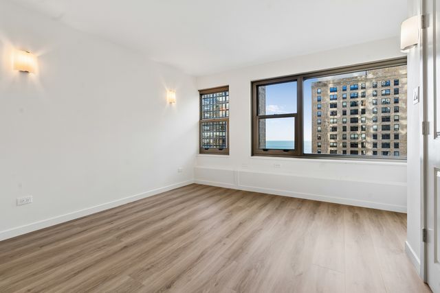 247 E Chestnut Street 1601, Chicago, IL 60611