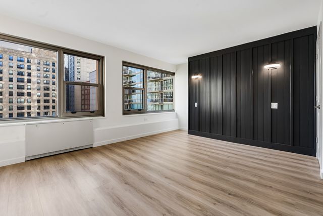 247 E Chestnut Street 1601, Chicago, IL 60611
