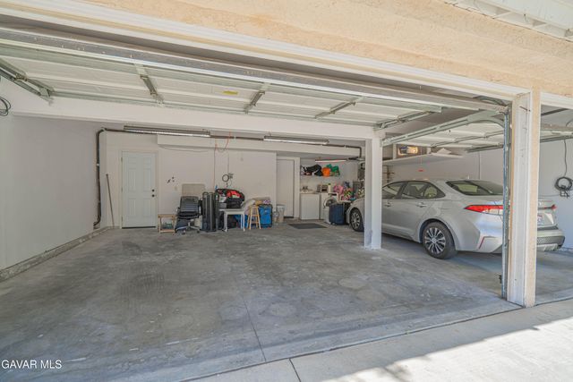 44515 Tarragon Drive, Lancaster, CA 93536