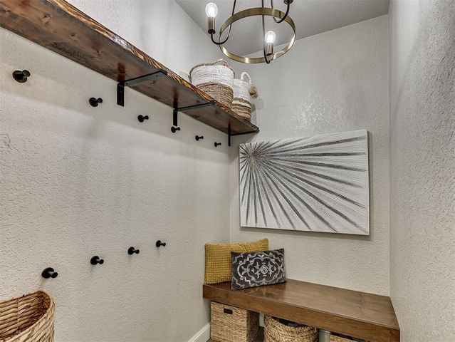 711 Sunny Brook Drive, Edmond, OK 73034