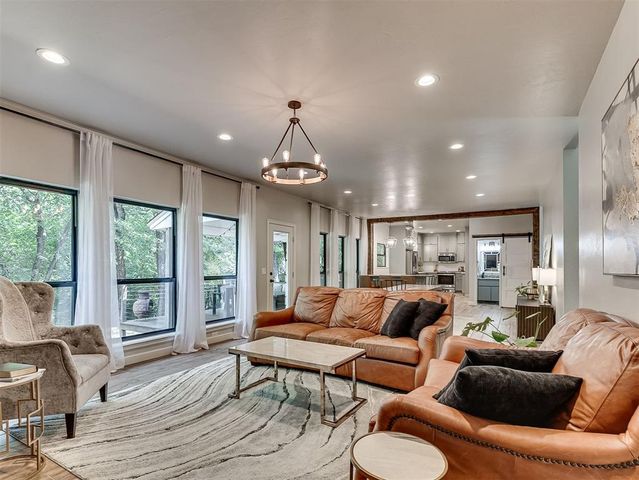 711 Sunny Brook Drive, Edmond, OK 73034