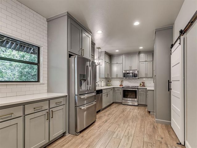 711 Sunny Brook Drive, Edmond, OK 73034