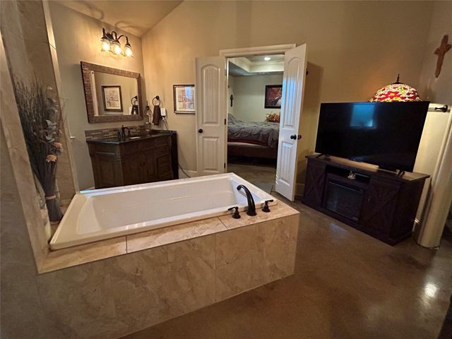 304 Bluestem CV, Georgetown, TX 78633