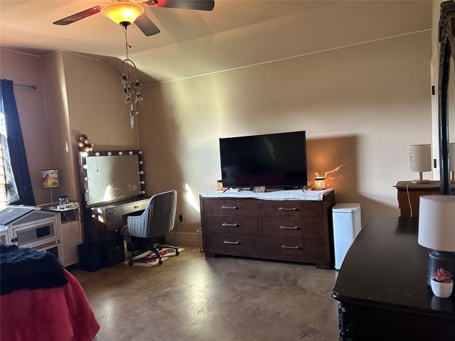 304 Bluestem CV, Georgetown, TX 78633