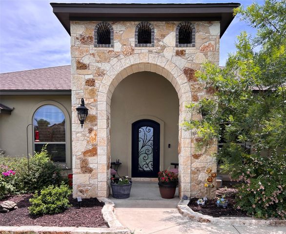 304 Bluestem CV, Georgetown, TX 78633