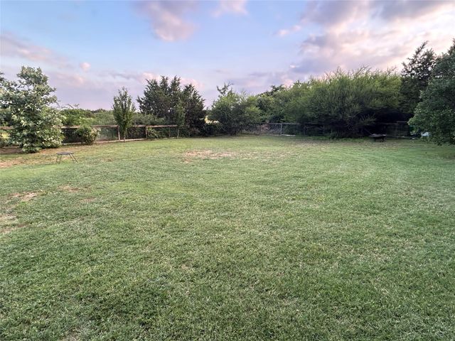 304 Bluestem CV, Georgetown, TX 78633