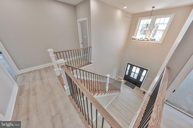 4740 HILLCREST LN, Whitehall, PA 18052