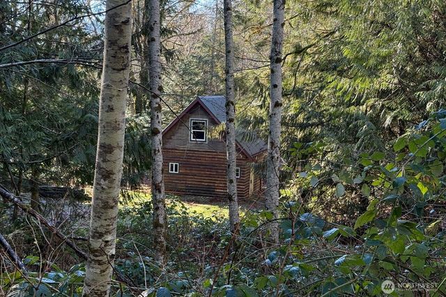 12280 Center Road, Quilcene, WA 98376