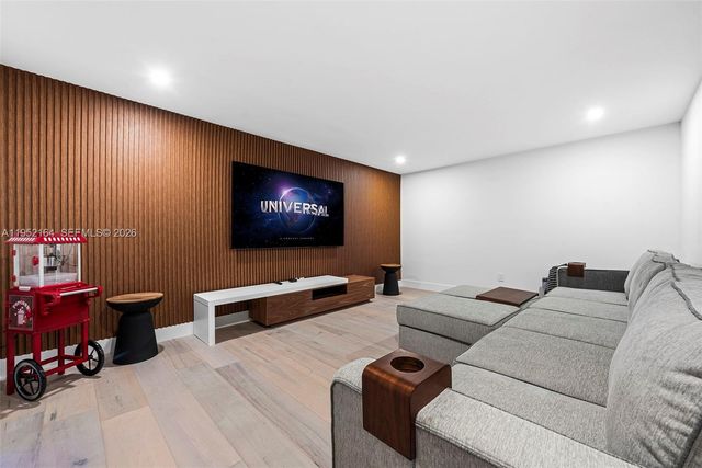 13600 SW 67th Ave, Palmetto Bay, FL 33158