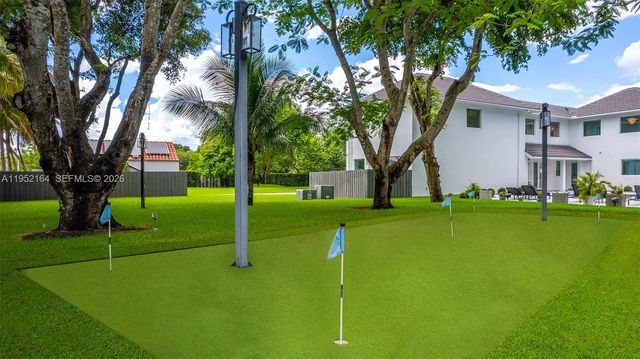 13600 SW 67th Ave, Palmetto Bay, FL 33158