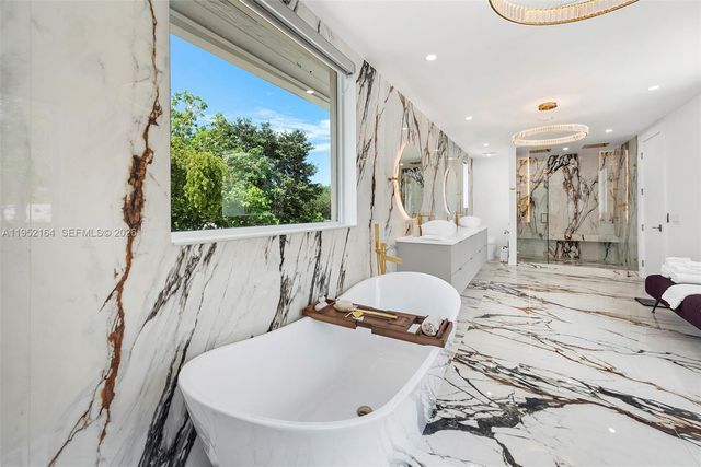 13600 SW 67th Ave, Palmetto Bay, FL 33158