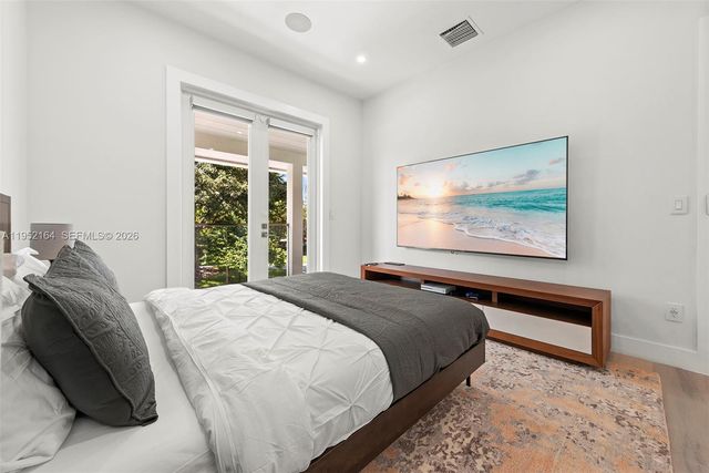 13600 SW 67th Ave, Palmetto Bay, FL 33158