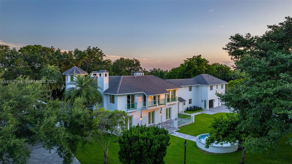 13600 SW 67th Ave, Palmetto Bay, FL 33158