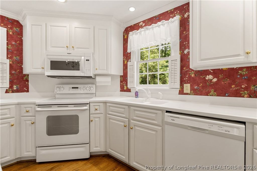 2114 Brookwood Trail, Sanford, NC 27330 — photo 10