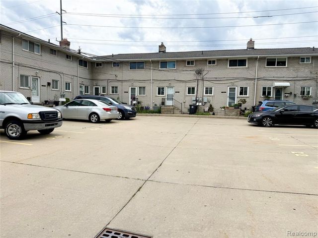 11012 Middlebelt Road, Livonia, MI 48150