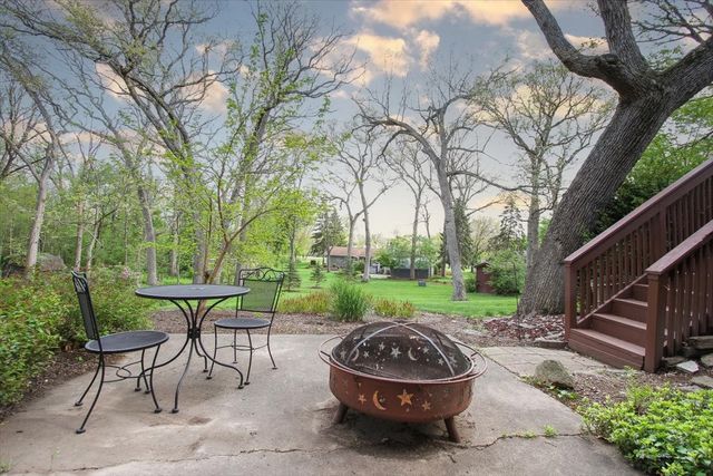 39W609 Lori Lane, Elgin, IL 60124