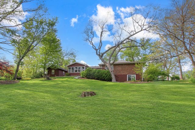 39W609 Lori Lane, Elgin, IL 60124
