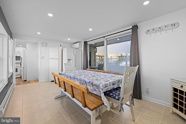 200 N 17TH ST, Surf City, NJ 08008