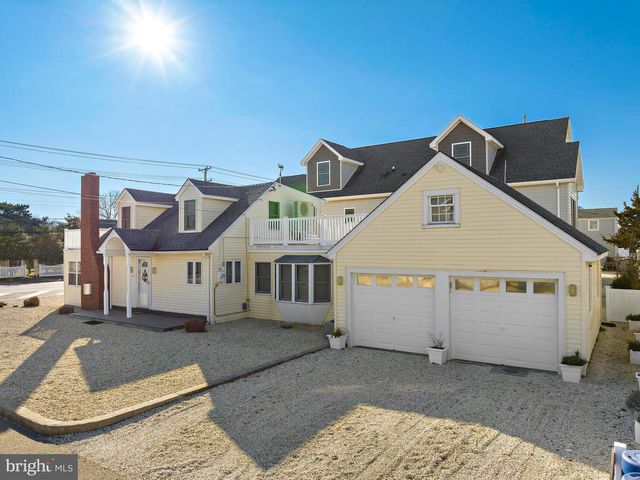 200 N 17TH ST, Surf City, NJ 08008