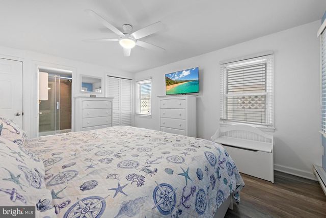 200 N 17TH ST, Surf City, NJ 08008