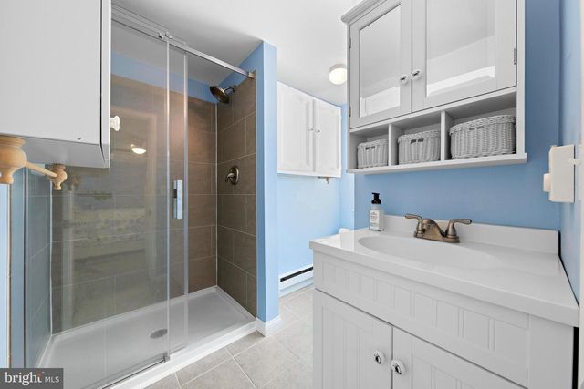 200 N 17TH ST, Surf City, NJ 08008